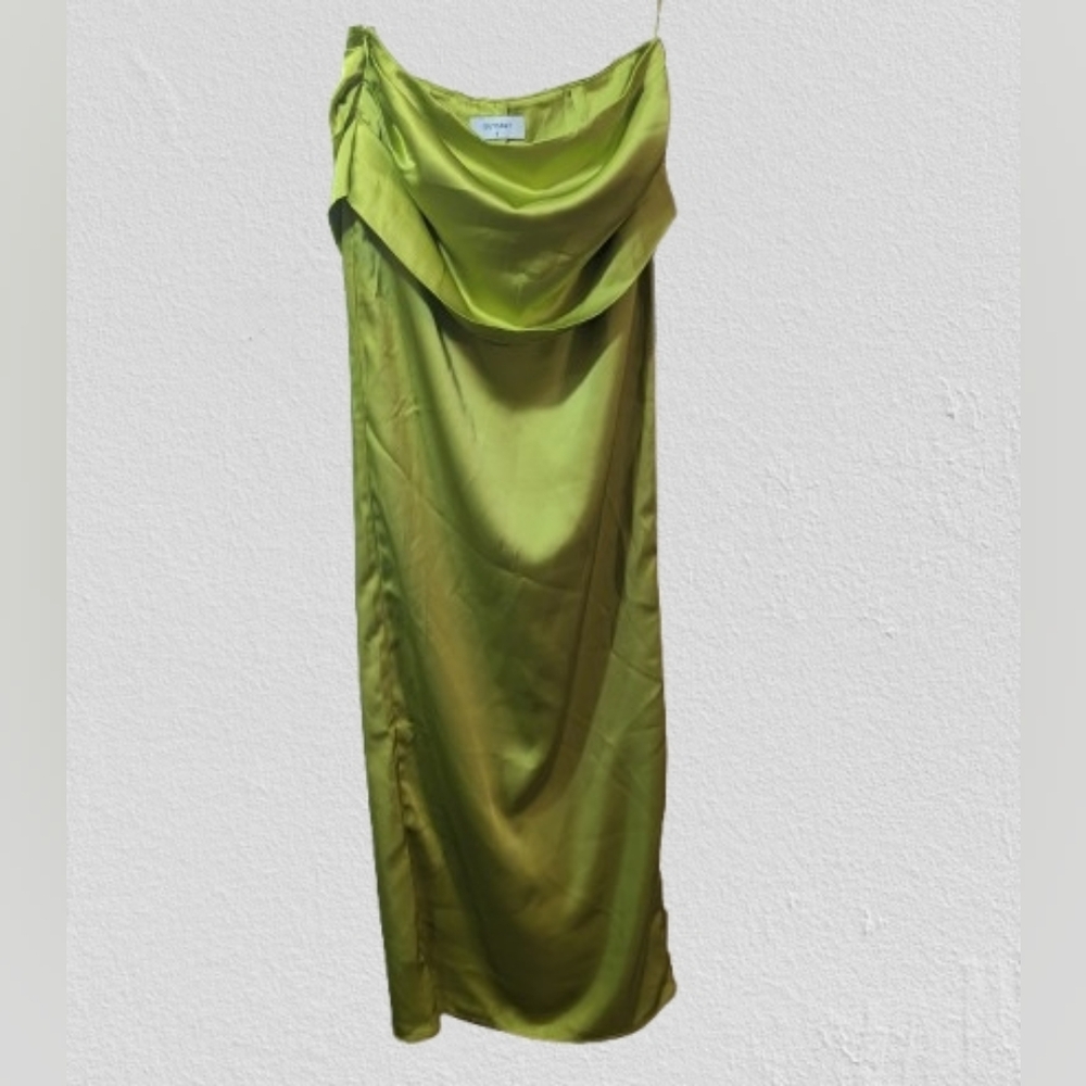 Elegant Strapless Satin Dress in Vibrant Chartreuse Green Women's Size Small